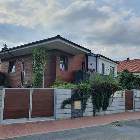 Apartments Severka Прага Екстер'єр фото